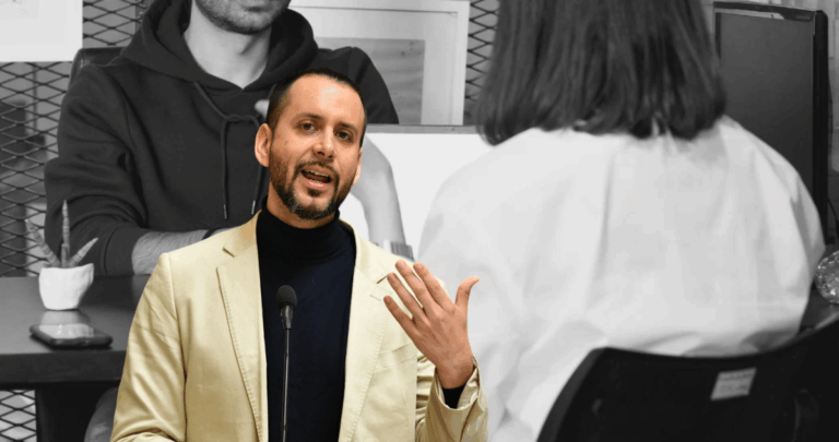 Despidos por 'Necesidades de la Empresa': Oficialistas Buscan Elevar Requisitos