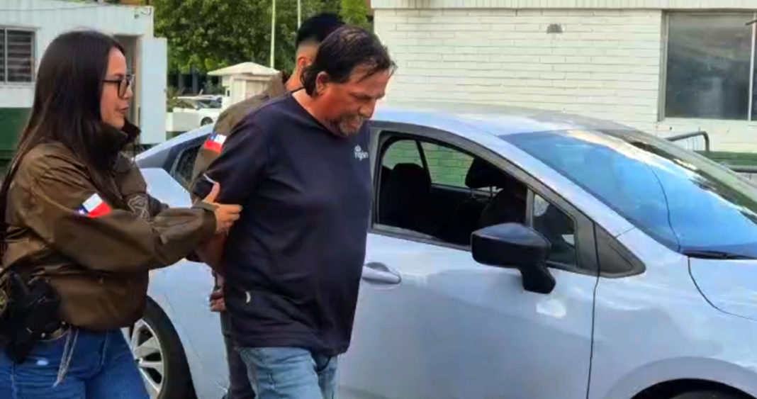 Detenido por Brutal Ataque a Expareja: Hombre Acuchilla a Mujer en Plena Vía Pública