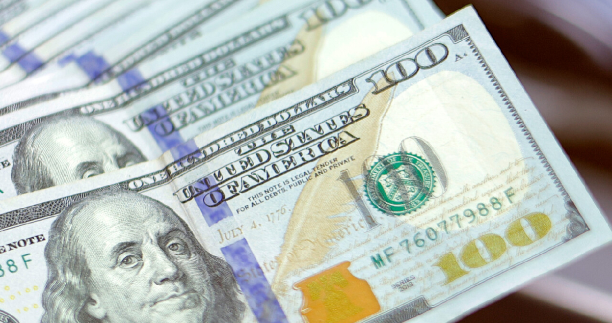 Dólar se dispara en Chile ante tensiones comerciales y caída del cobre