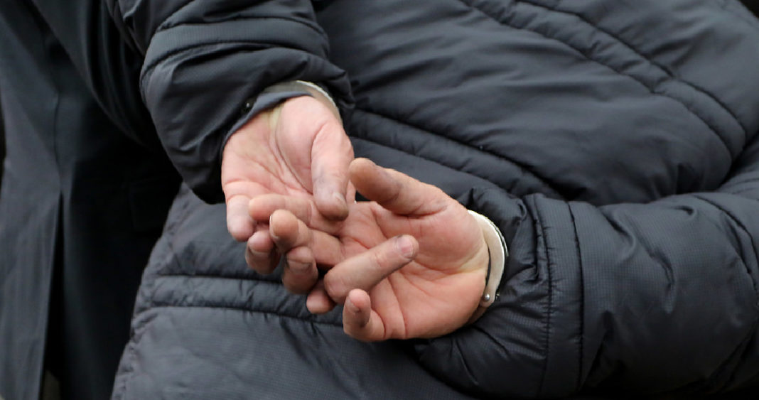 Dos Hombres Acusados de Violar a Menores en Pucón Enfrentan Prisión Preventiva