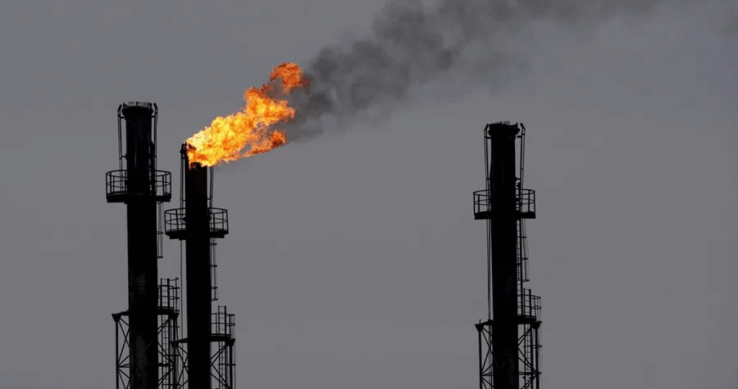 EEUU Sanciona a las Principales Petroleras Rusas y Exige Alto al Fuego Inmediato en Ucrania