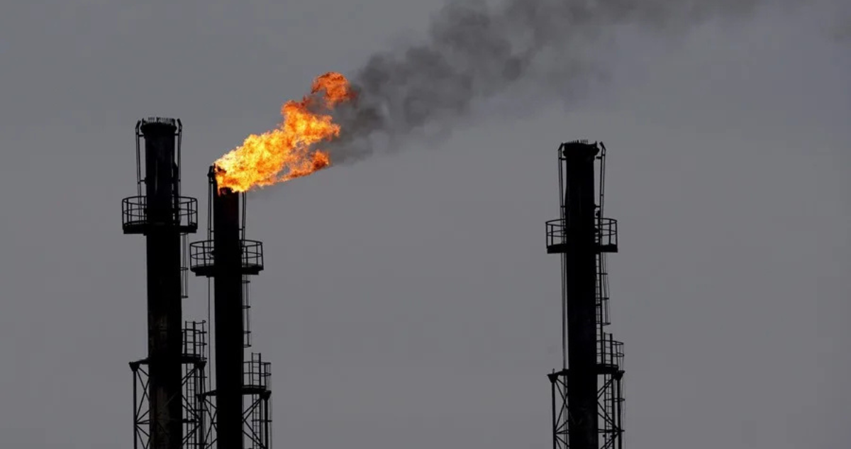 EEUU Sanciona a las Principales Petroleras Rusas y Exige Alto al Fuego Inmediato en Ucrania
