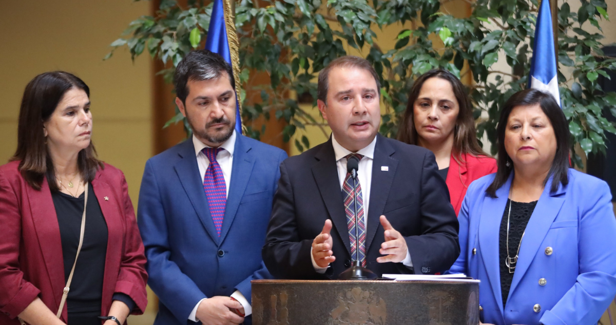 Escándalo por Error en Cuentas de Luz: Diputados RN Exigen Sesión Especial en la Cámara