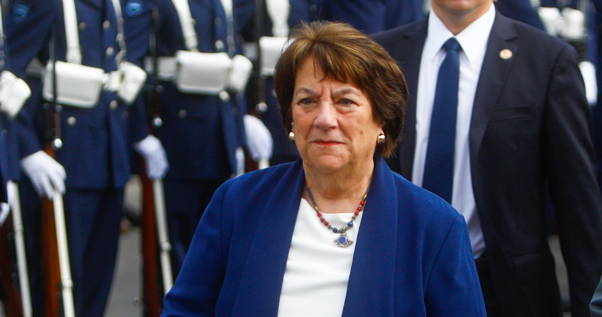 Fuerzas Armadas Aseguradas: Ministro Delpiano Aclara Presupuesto 2026 Sin Recortes