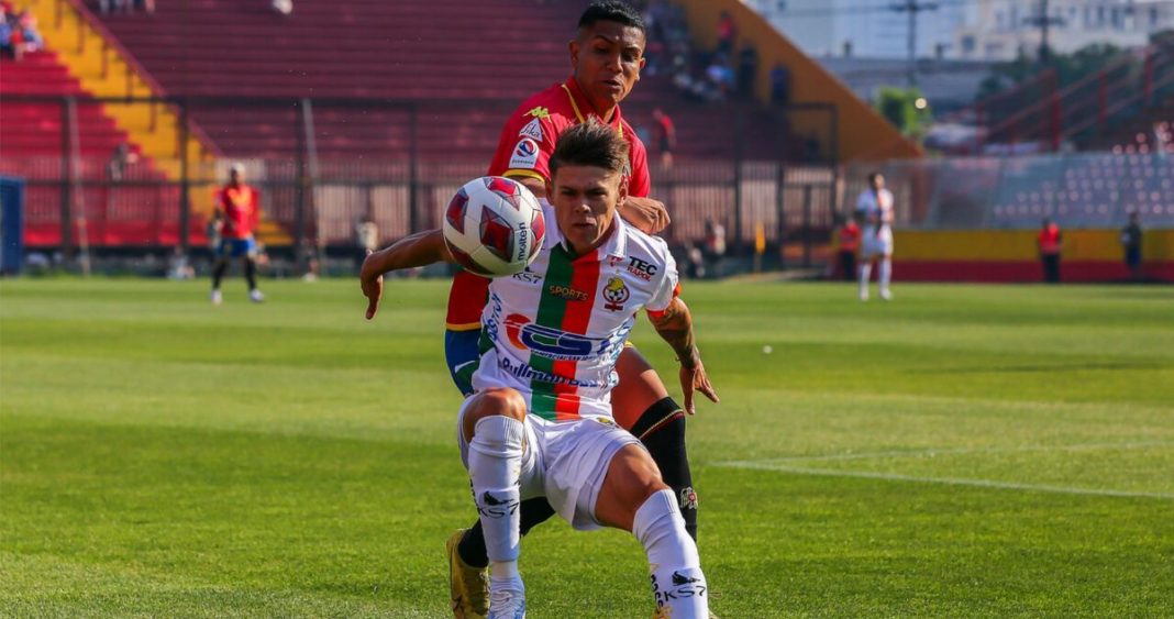 Futbolista argentino demanda a Cobresal ante la FIFA: ¿Descenso o desafiliación a la vista?