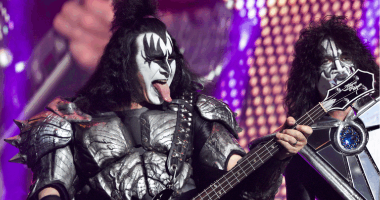 Gene Simmons, líder de Kiss, sufre accidente automovilístico tras desmayarse al volante