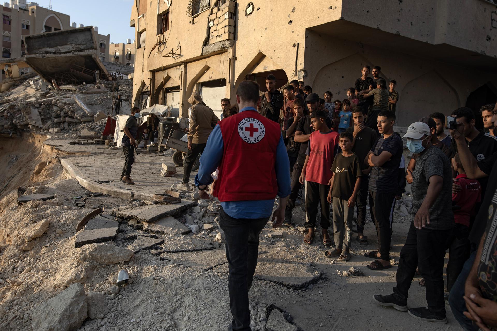 Hamás entrega a Israel los restos de dos rehenes fallecidos en Gaza