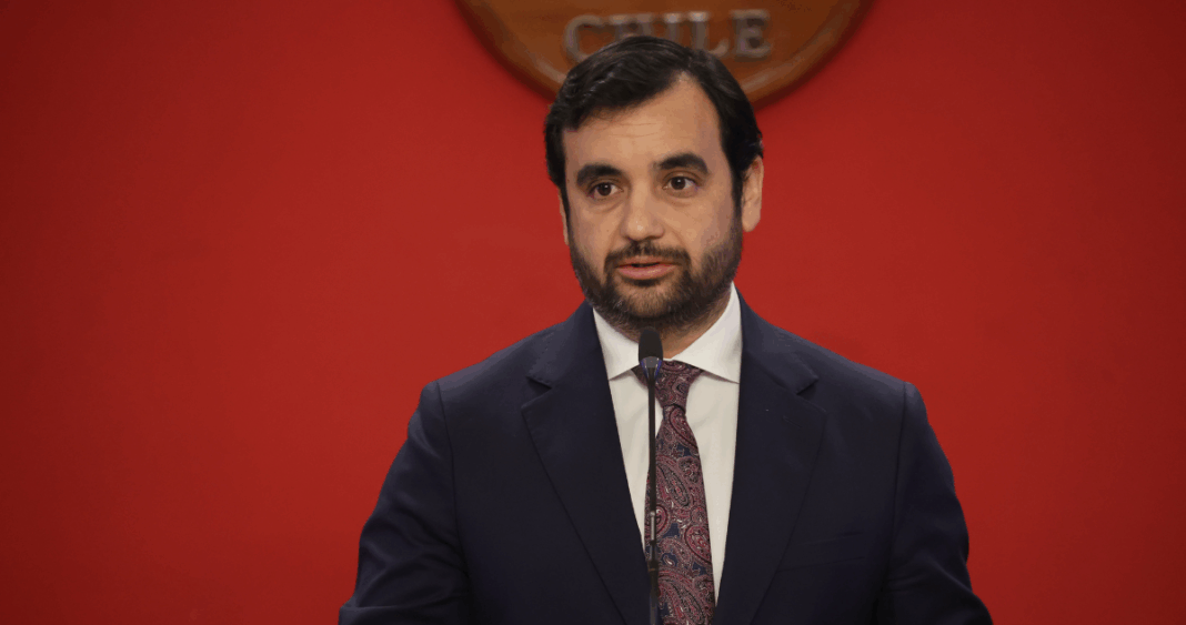 Investigación Rigurosa Tras Fuga de Reos en Valparaíso: Ministro Gajardo Promete Transparencia