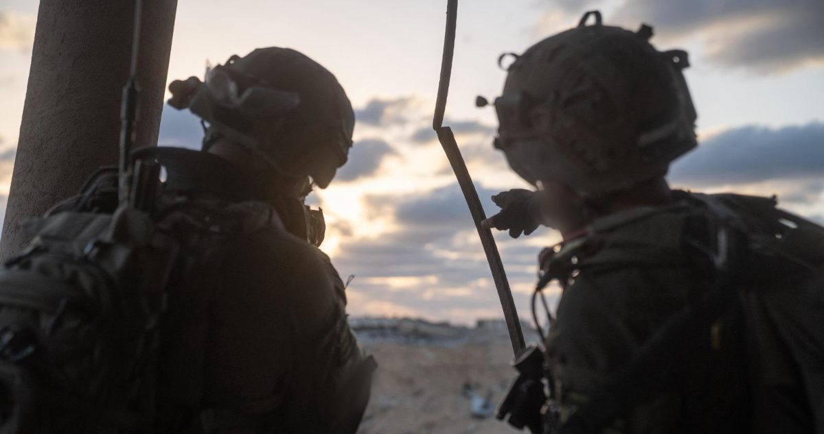 Israel Retoma Ataques Aéreos en Gaza Tras Acusaciones de