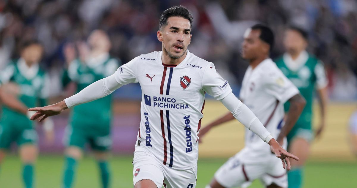 LDU Quito Stuns Palmeiras with Dominant 3-0 Victory in Copa Libertadores Semifinal