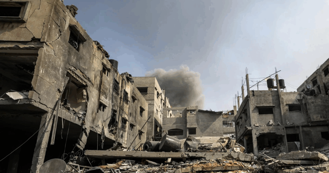 La BBC sancionada por ocultar vínculo de narrador de documental sobre Gaza con Hamás