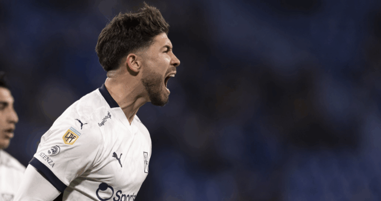 Lesiones y Críticas: La Verdad Detrás de la Ausencia de Felipe Loyola