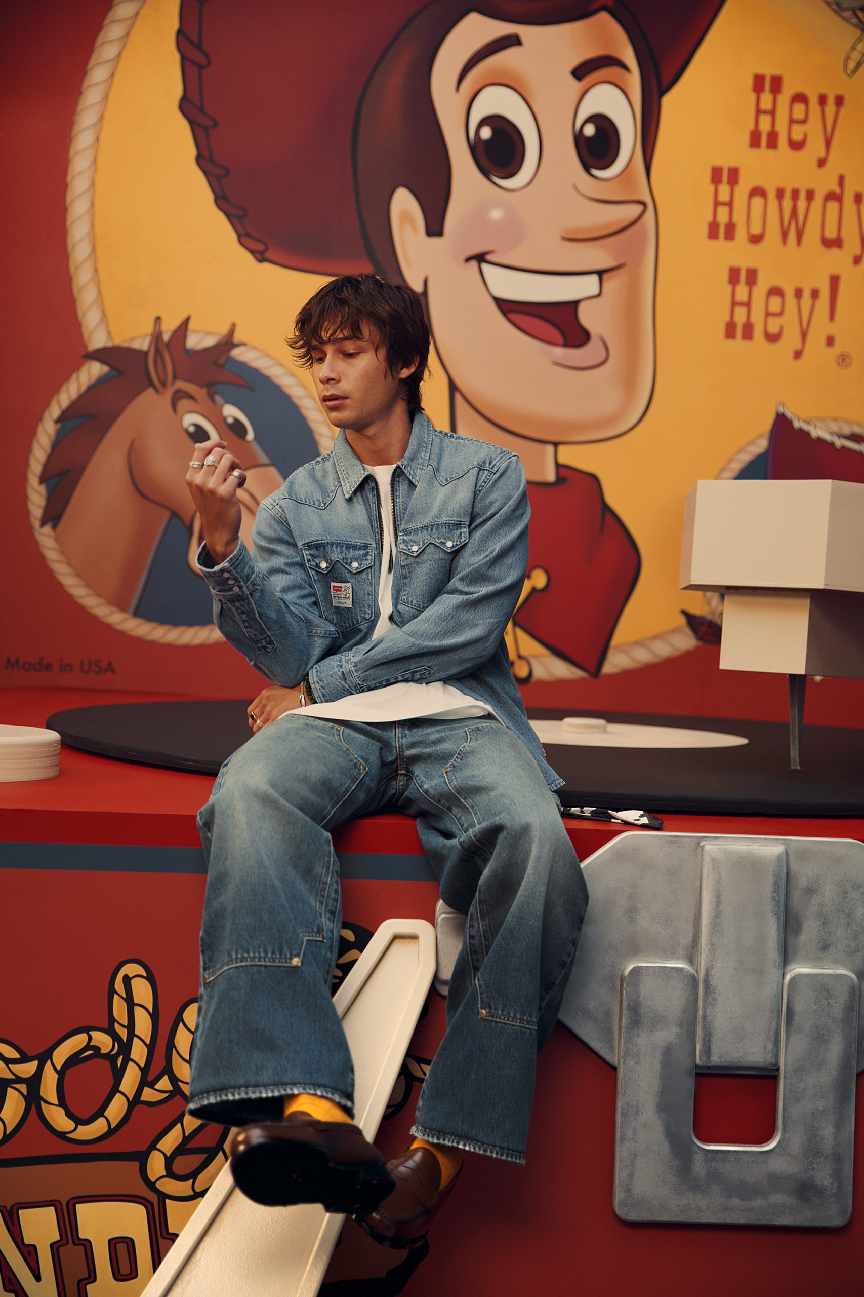 Levi's® y Pixar celebran 30 años de Toy Story con una colección inspirada en el Lejano Oeste