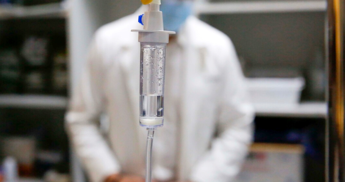 Médico Condenado por Tráfico de Drogas: Recetó Morfina a Paciente sin Necesidad