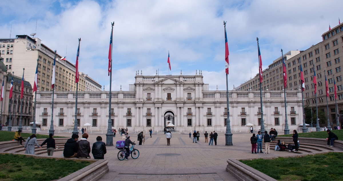 Rediseñando el Estado Chileno: Hacia una Organización Eficiente y Orientada al Servicio Público