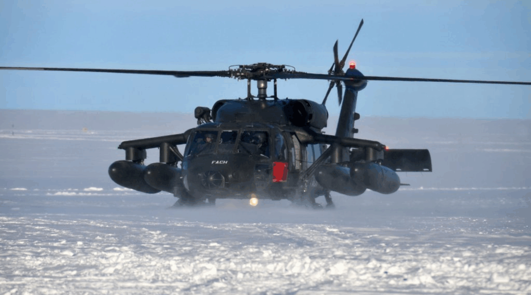 Rescate Dramático en Campos de Hielo Sur: Helicóptero Black Hawk de la FACh Hallado con Tripulantes Vivos y Fallecido
