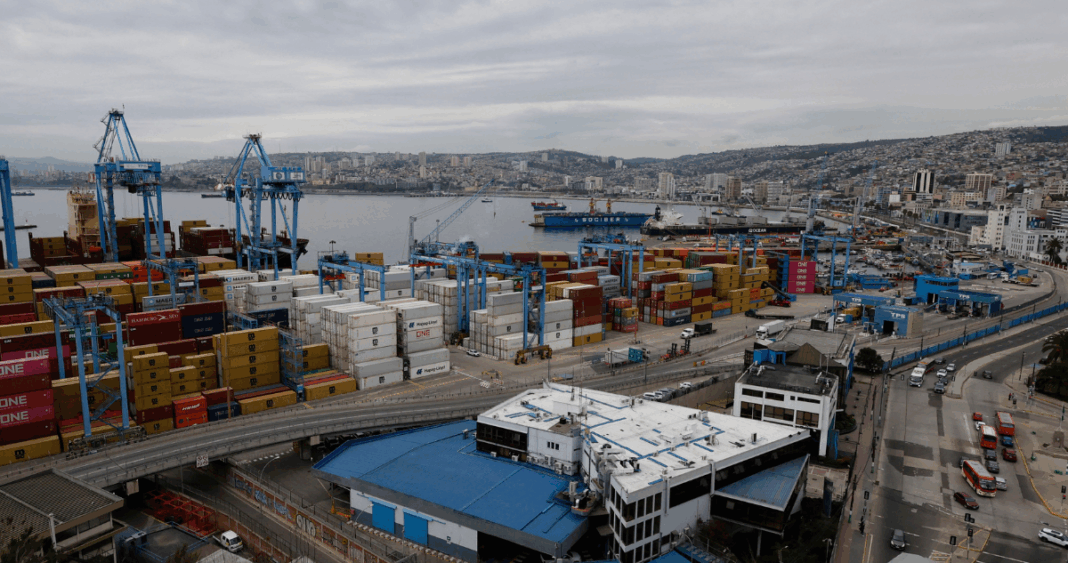 Trabajadores Portuarios Mantienen Movilizaciones Pese a Propuesta de Diálogo de TPV