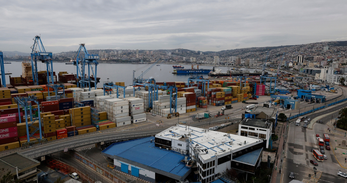 Trabajadores Portuarios Mantienen Movilizaciones Pese a Propuesta de Diálogo de TPV