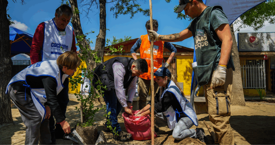Transformando un Espacio Olvidado: La Renovada Plaza Leoncio Castro en Graneros