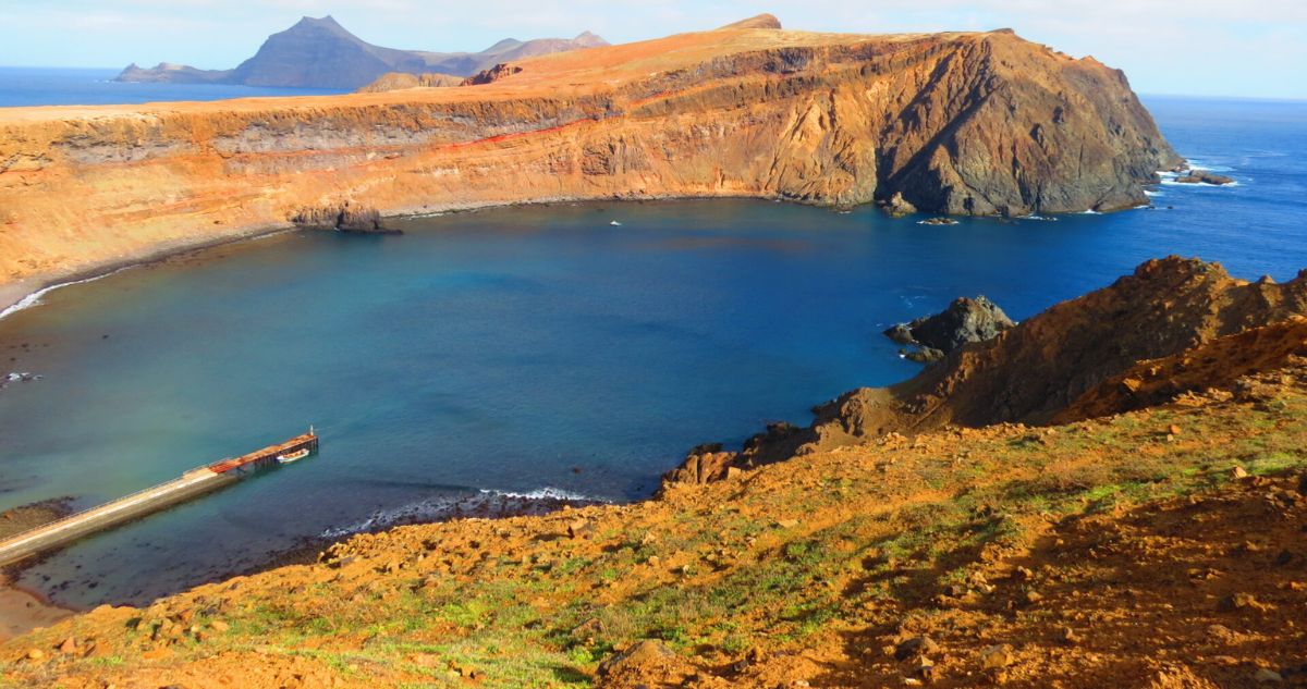Tribunal Ordena a Conaf Reconsiderar Excavaciones en Parque Nacional Juan Fernández