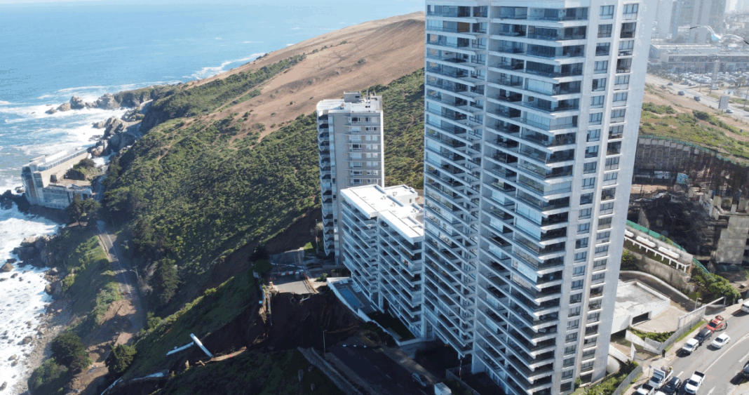 Viña del Mar Autoriza Retorno a Torres de Edificio Miramar Tras Reparación de Socavón