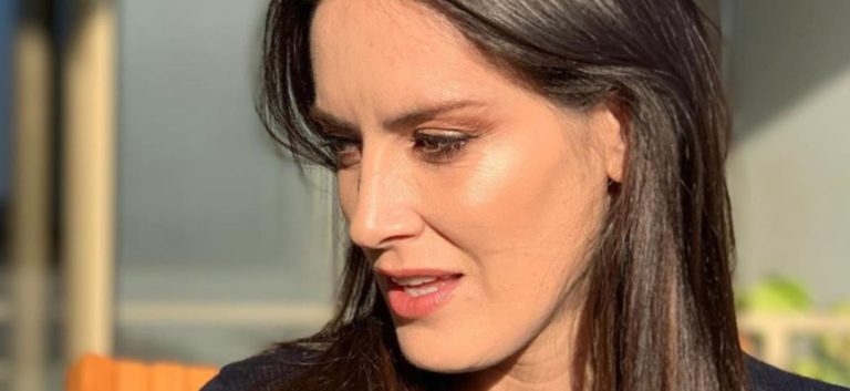 Adriana Barrientos Despide a su Amada Mascota Asia con un Emotivo Mensaje