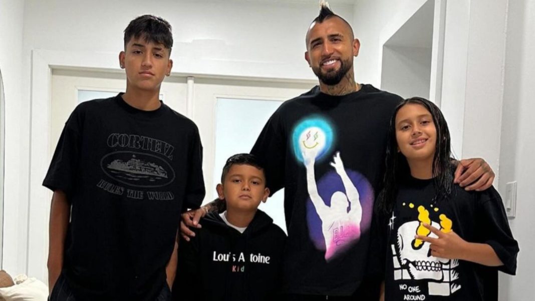 Alivio para Arturo Vidal y Marité Matus: Sus hijos salen ilesos de accidente automovilístico