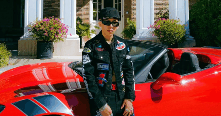 Cantante Standly enfrenta firma mensual por conducir drogado y portar marihuana