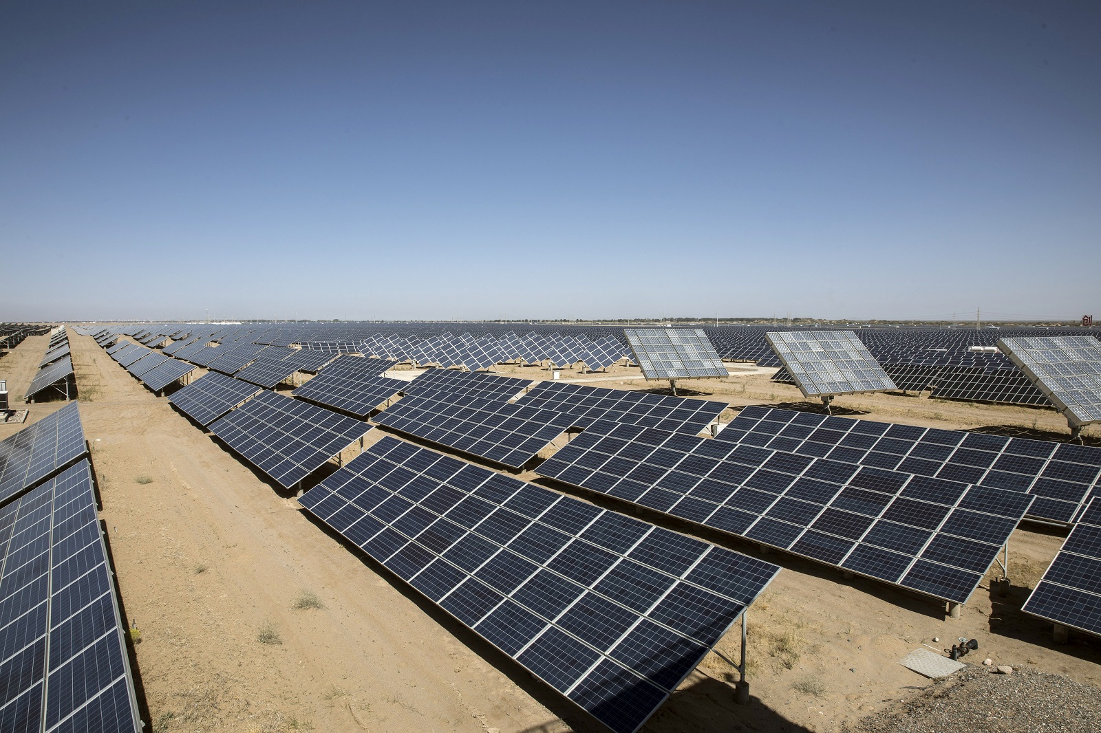 Cómo Bloomberg ayuda a los inversores a navegar la transición hacia tecnologías bajas en carbono