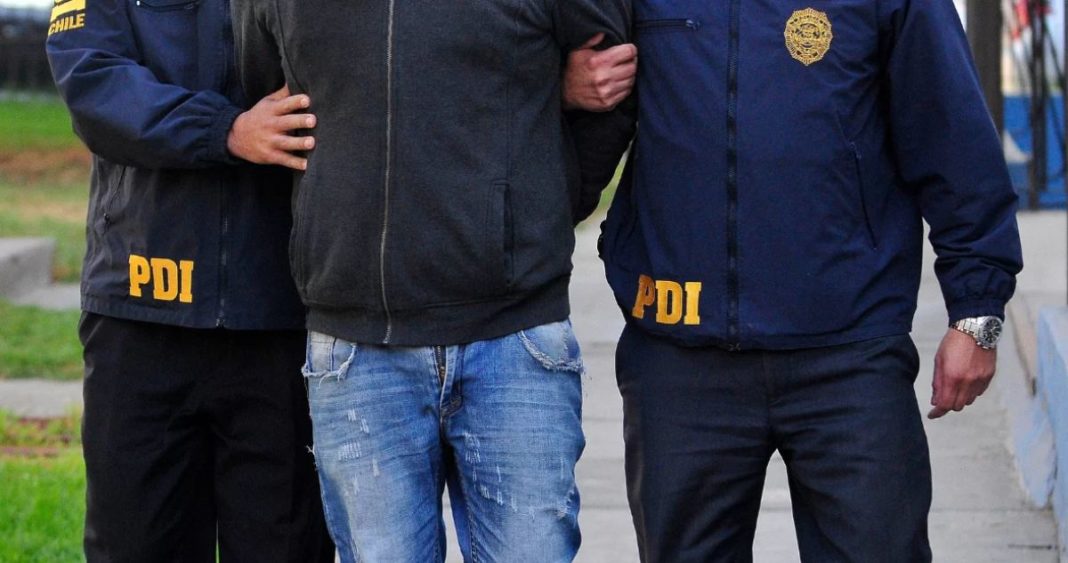 Crimen en Curicó: Hombre de 60 años asesinado a puñaladas, presunto autor se entrega