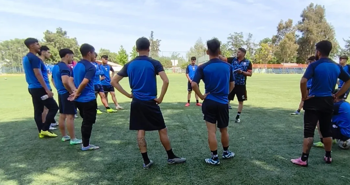 Escándalo de amaño de partido sacude al fútbol chileno: Entrenador denuncia delitos y jugadores son despedidos