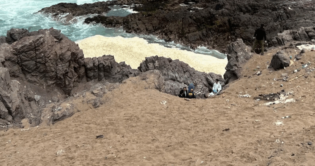 Hallazgo Trágico en los Roqueríos de Antofagasta: Investigan la Identidad de la Víctima