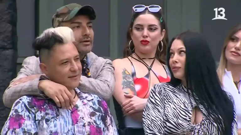 Joven Influencer Enfrenta Batalla Contra el Cáncer Cervicouterino: Una Historia de Fortaleza y Prevención