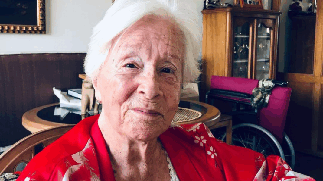 La Admirable Trayectoria de Delfina Guzmán: A Sus 97 Años, Enfrenta Desafíos de Salud con Fortaleza y Dignidad