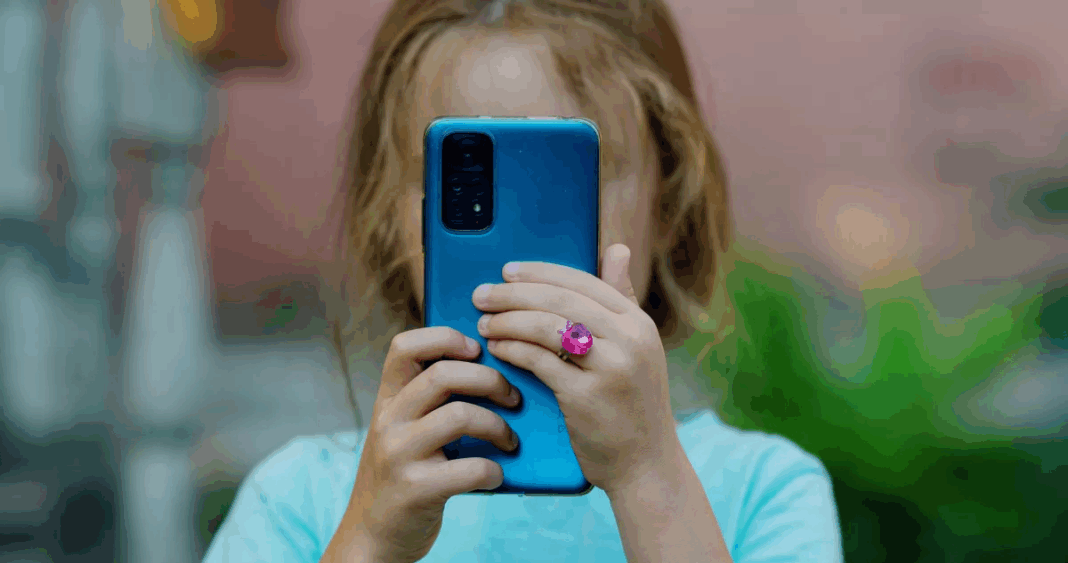 La Paradoja de la IA: ¿Estamos Criando una Generación que No Sabe Pensar?