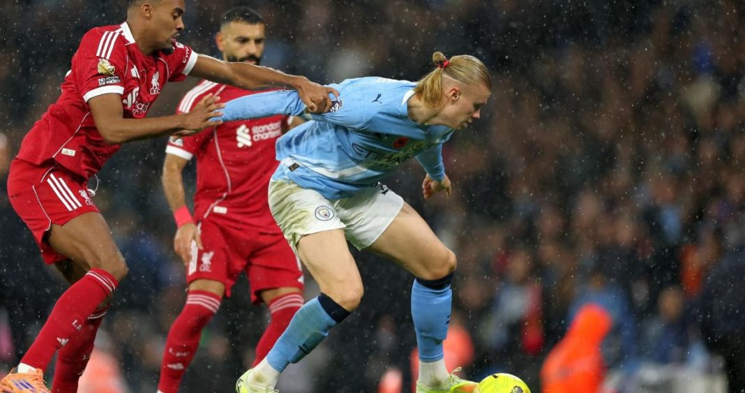 Manchester City Dominates Liverpool, Closing Gap in Premier League Title Race