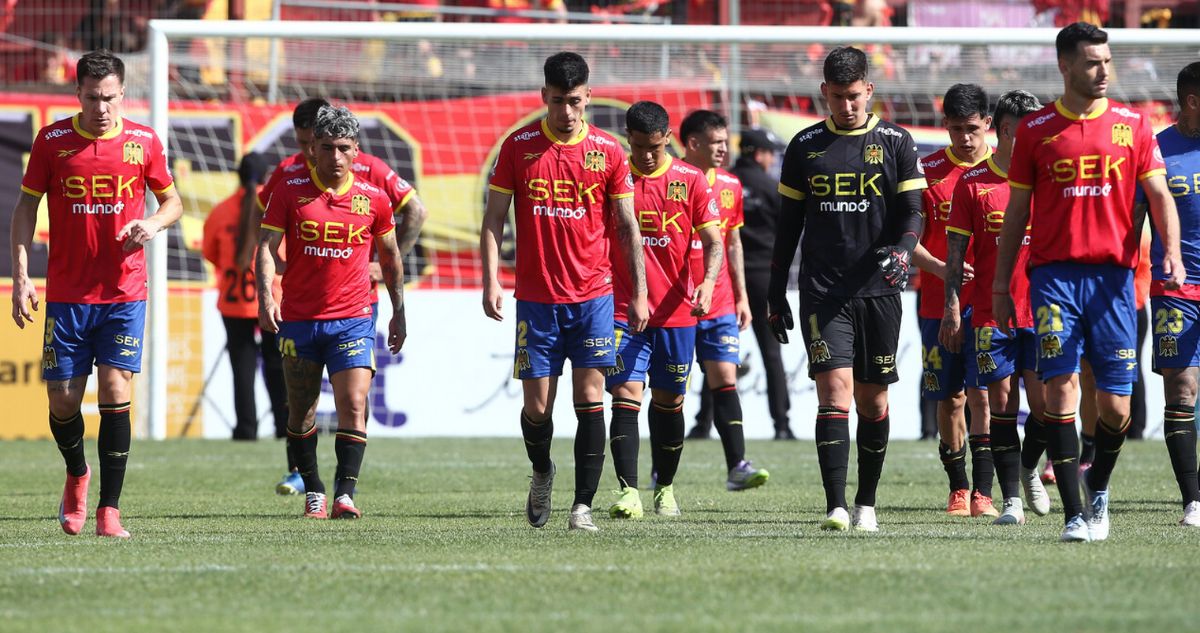 Unión Española Apuesta por su Leyenda: Gonzalo Villagra Asume Dirección Técnica en Lucha por Permanencia