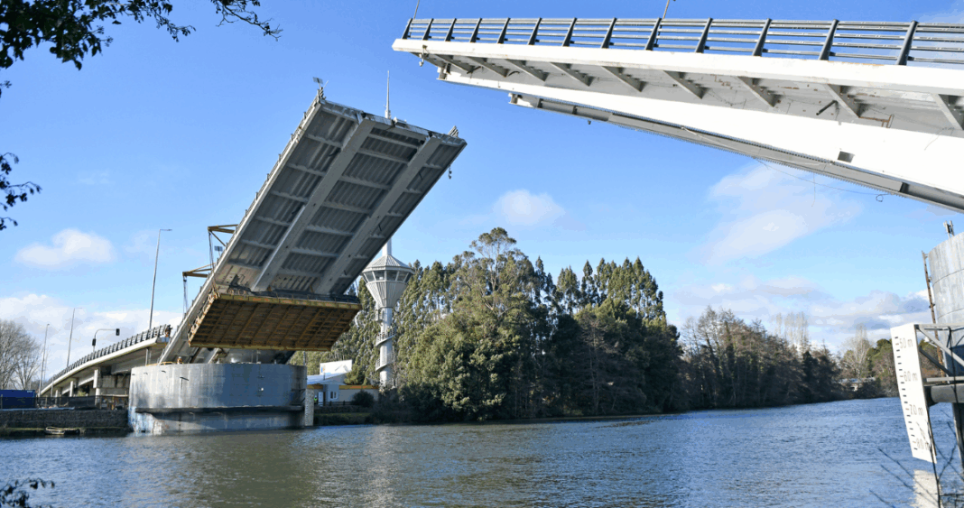 Valdivia se prepara para una nueva era de conectividad fluvial: Ampliación del Puente Cau Cau